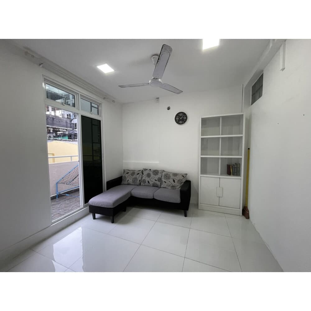 Spacious 1 Room apartment for Rent in Male' 7999080 — image 1
