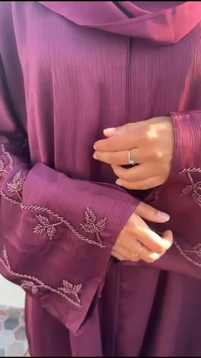 Zoom Material Abaya