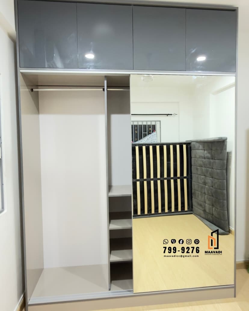 Customised storage sliding door full mirror wardrobe