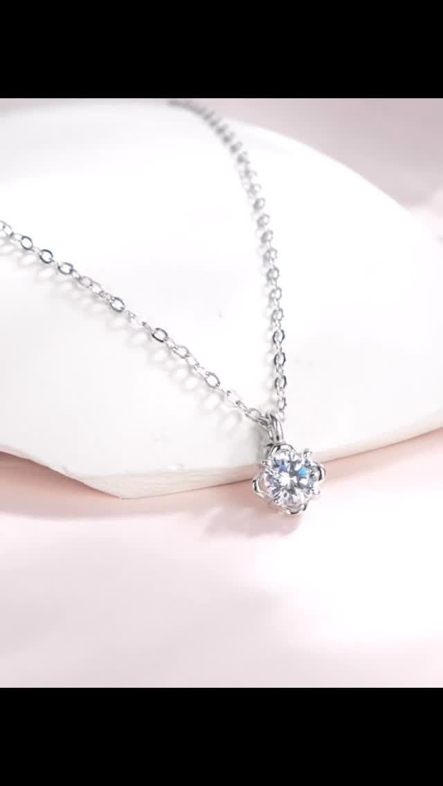 Necklace + earrings set