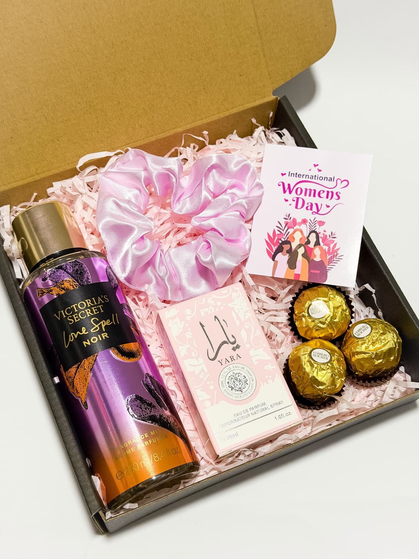 Women’s Day gift box — image 1