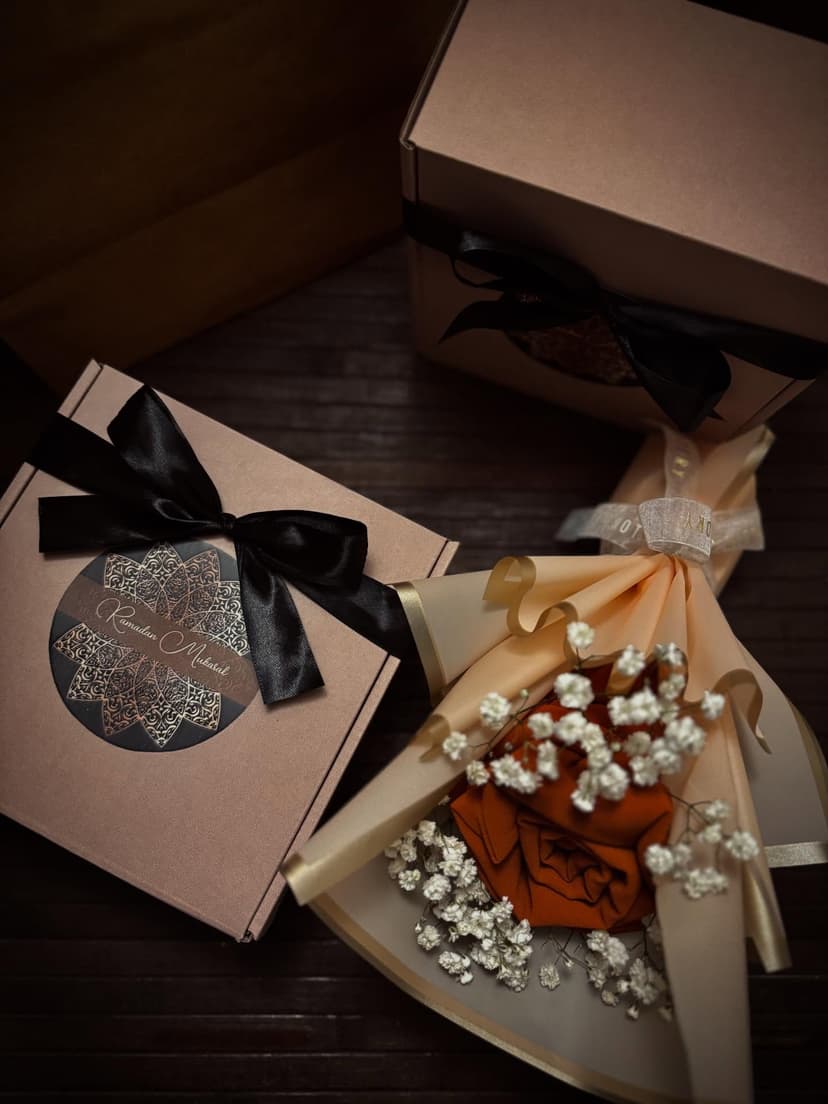 Ramadan Mubarak Gift Box with Hijab Bouquet