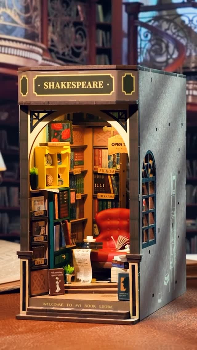 Rolife - Shakespeare Book nook